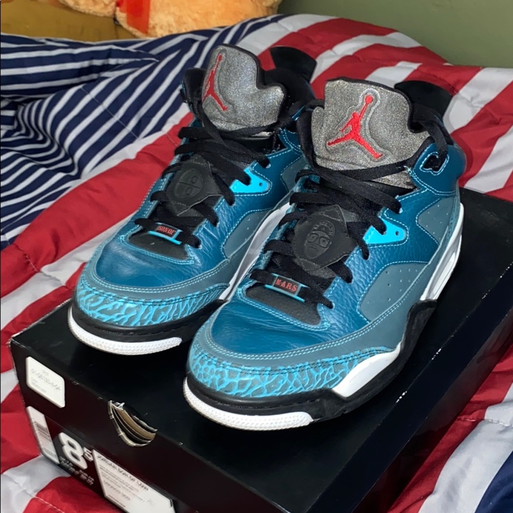 Jordan son of low size 8.5